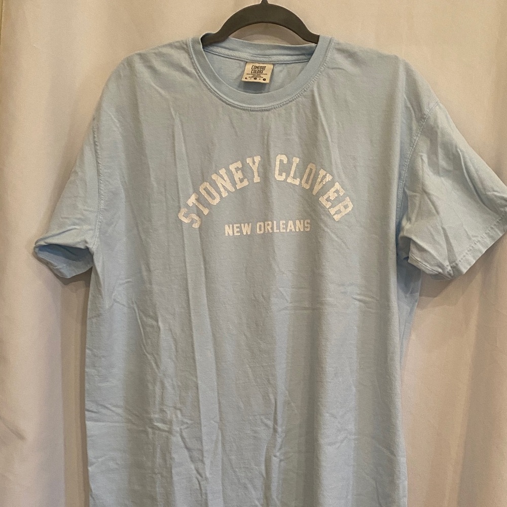 STONEY CLOVER Comfort Colors Light Blue Tee